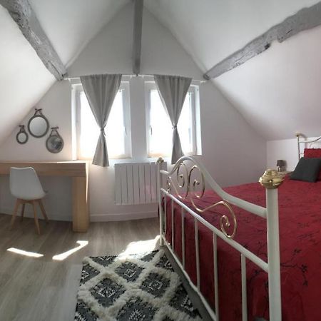 Chartres Coeur De Ville, Beau 2 Pieces Chaleureux Et Lumineux,Parking Et Wifi ! Exterior photo